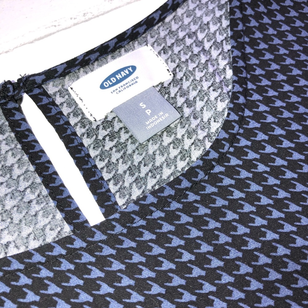 Old Navy Tunic Black and Blue Houndstooth Pattern - Picture 3 of 4
